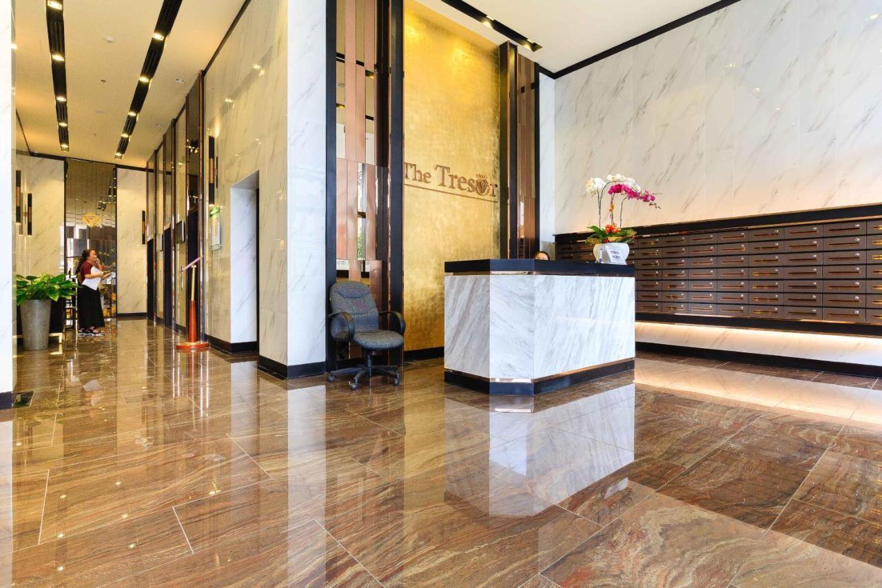 Tresor Tropical Studios Ho Chi Minh City Exterior photo